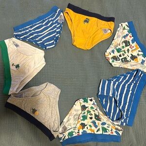 Marks and Spenser briefs size 2T